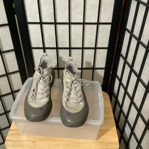 Nike AA2148-201 Mens Air Max Axis Prem Moon Running Walking Shoe Sneaker Sz 10.5
